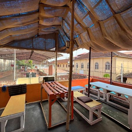 B Hostel Fort Kochi Exterior photo